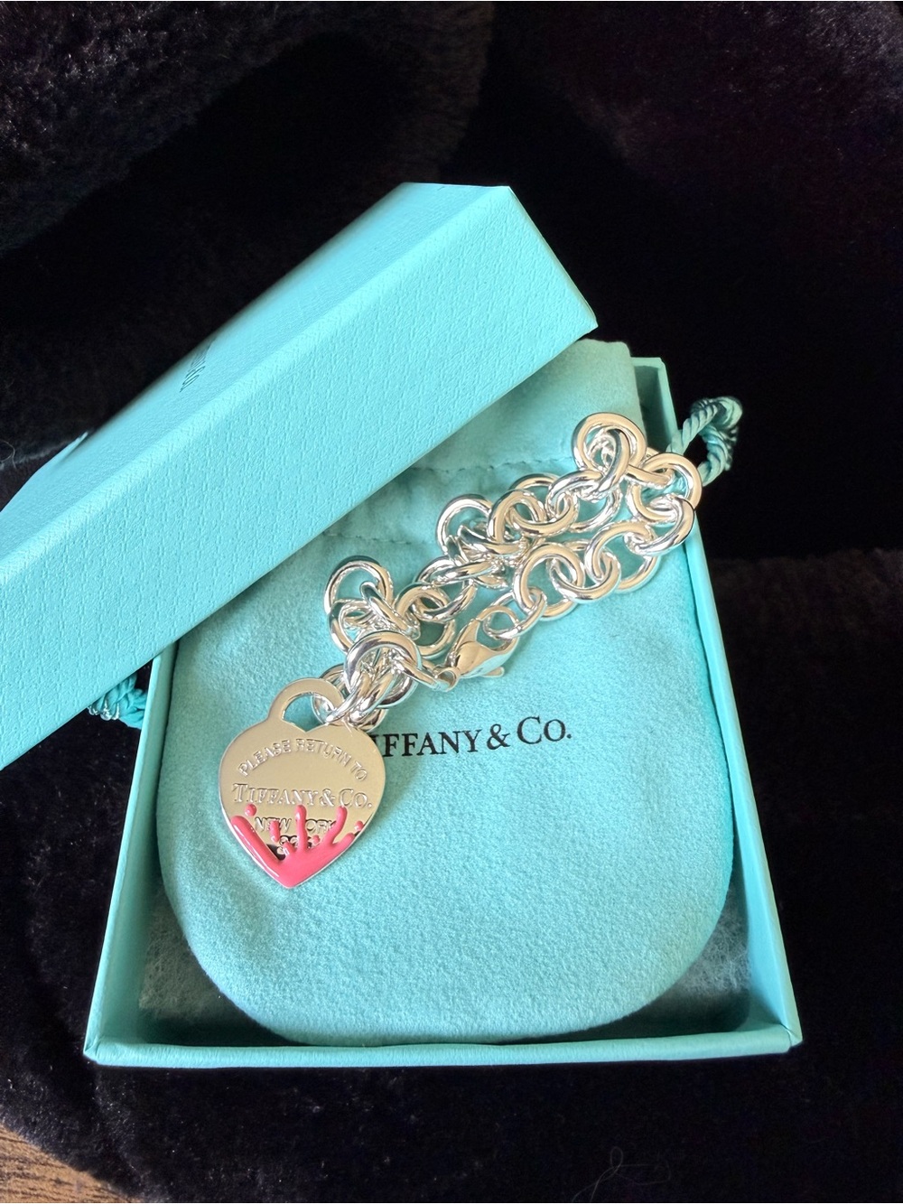 Tiffany & Co. Return to Tiffany Pink Color Splash Heart Tag Charm Bracelet – NEW